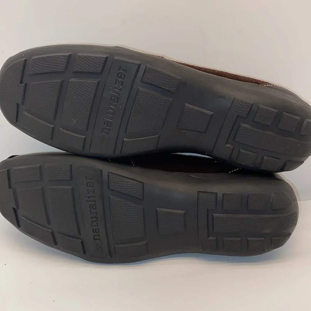 Naturalizer Brown Slip On Driving, Walking Loafer Size 7 - Picture 4 of 5